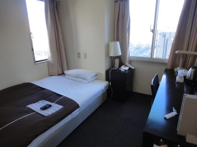 Hiroshima Ekimae Green Hotel Zimmer foto