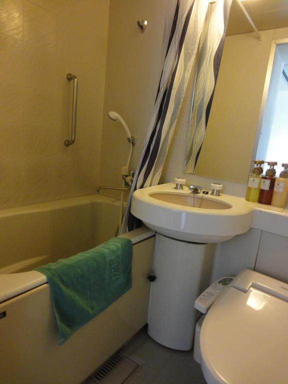Hiroshima Ekimae Green Hotel Zimmer foto