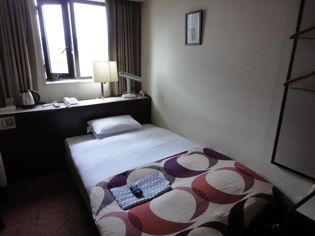 Hiroshima Ekimae Green Hotel Zimmer foto